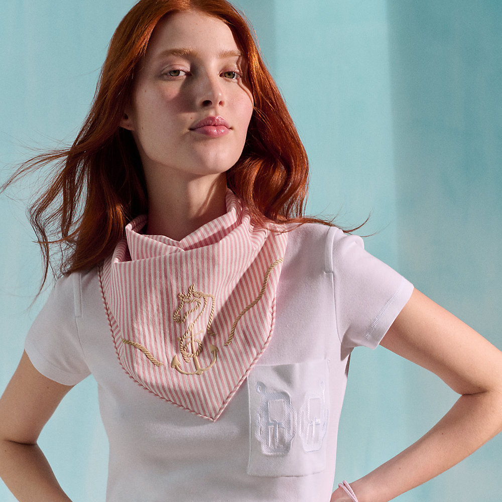 Ancre Marine triangle scarf - Pink | Hermès USA